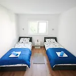 Lovely House Apartment